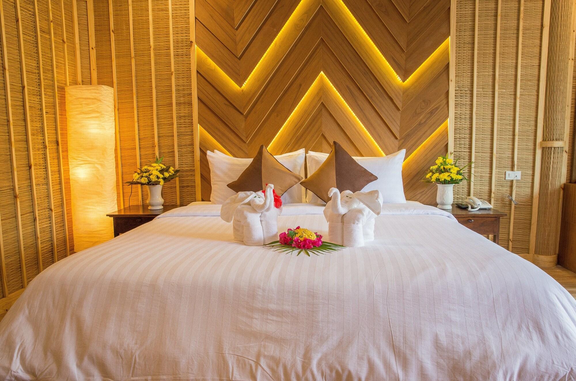 Adarin Beach Resort Mae Nam Buitenkant foto